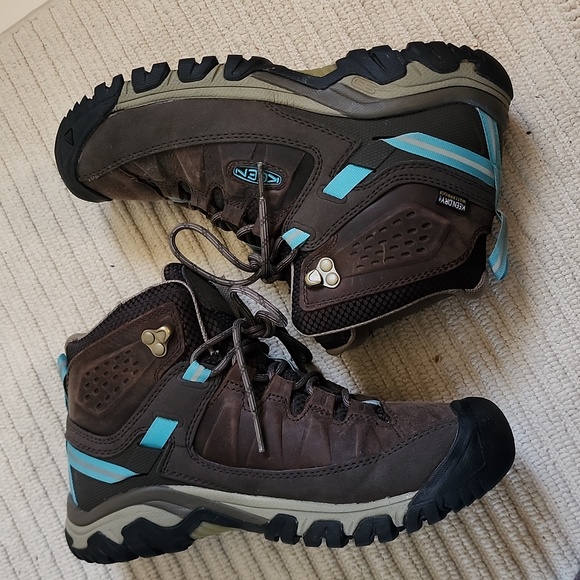 Ladies Keen Targhee 3 mid height waterproof hiking boot - Picture 9 of 11